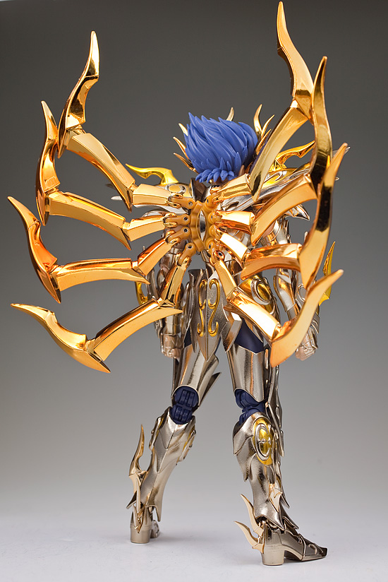 Descubre el apasionante mundo de Saint Seiya Soul of Gold Myth Cloth EX Cancer Armadura Divina.