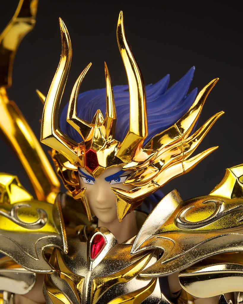 Descubre el apasionante mundo de Saint Seiya Soul of Gold Myth Cloth EX Cancer Armadura Divina.