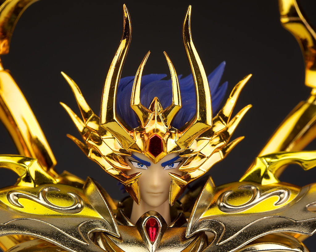 Descubre el apasionante mundo de Saint Seiya Soul of Gold Myth Cloth EX Cancer Armadura Divina.