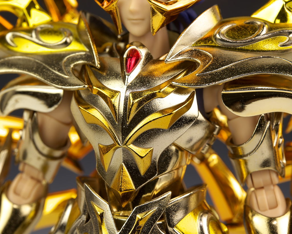 Descubre el apasionante mundo de Saint Seiya Soul of Gold Myth Cloth EX Cancer Armadura Divina.