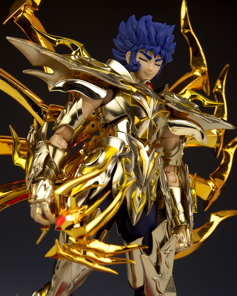 Descubre el apasionante mundo de Saint Seiya Soul of Gold Myth Cloth EX Cancer Armadura Divina.