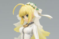 Descubre el apasionante mundo de Estatua Fate Extra CCC Saber Bride.