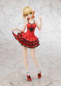 Descubre el apasionante mundo de Estatua Saber Crimson Modern Costume.