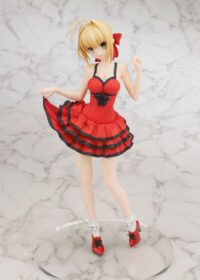 Descubre el apasionante mundo de Estatua Saber Crimson Modern Costume.