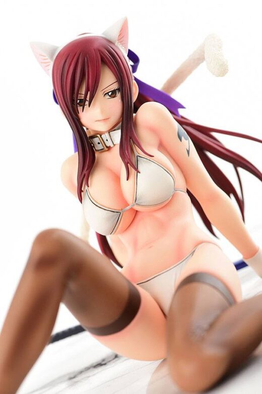 Estatua Erza Scarlet Cat Gravure Style