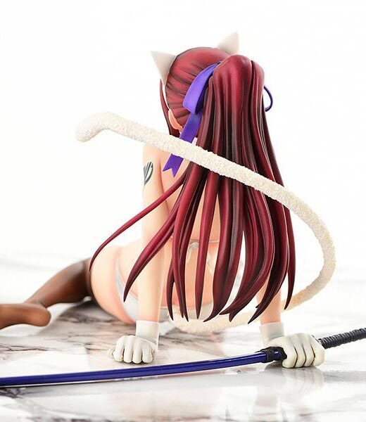Descubre el apasionante mundo de Estatua Erza Scarlet Cat Gravure Style.