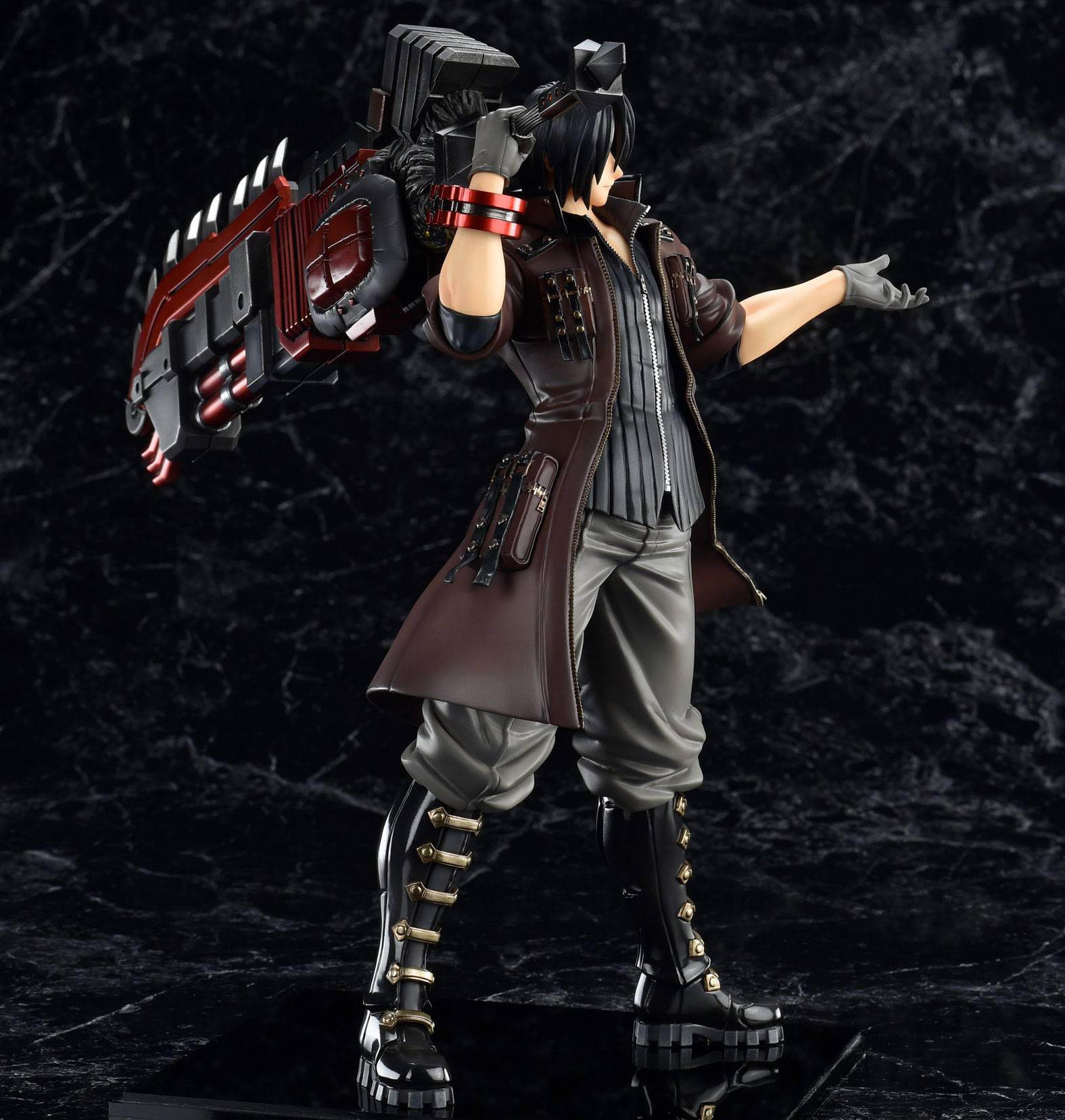 Descubre el apasionante mundo de Figura God Eater Lindow Amamiya.