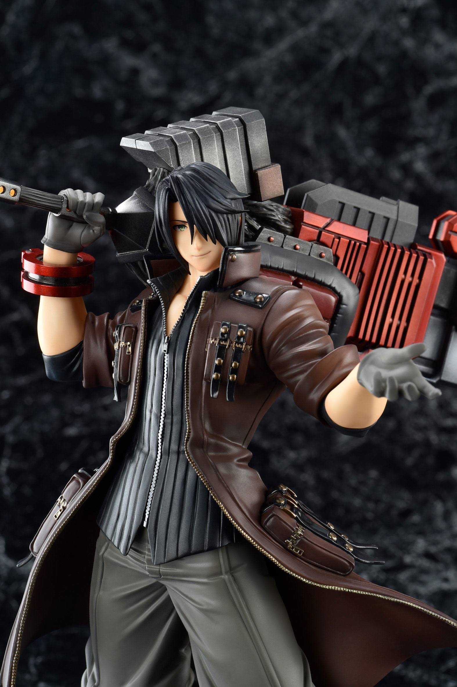 Descubre el apasionante mundo de Figura God Eater Lindow Amamiya.