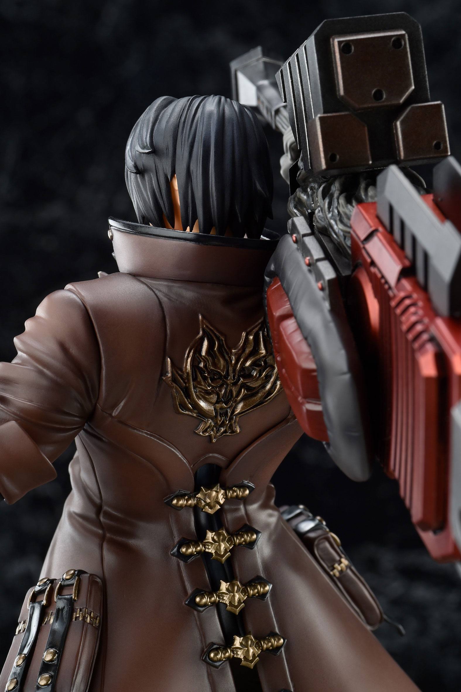 Descubre el apasionante mundo de Figura God Eater Lindow Amamiya.