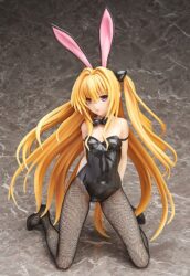 Descubre el apasionante mundo de Figura To Love-Ru Darkness Golden Darkness Bunny.