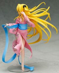 Descubre el apasionante mundo de To Love Ru Darkness Figura Golden Darkness Yukata.