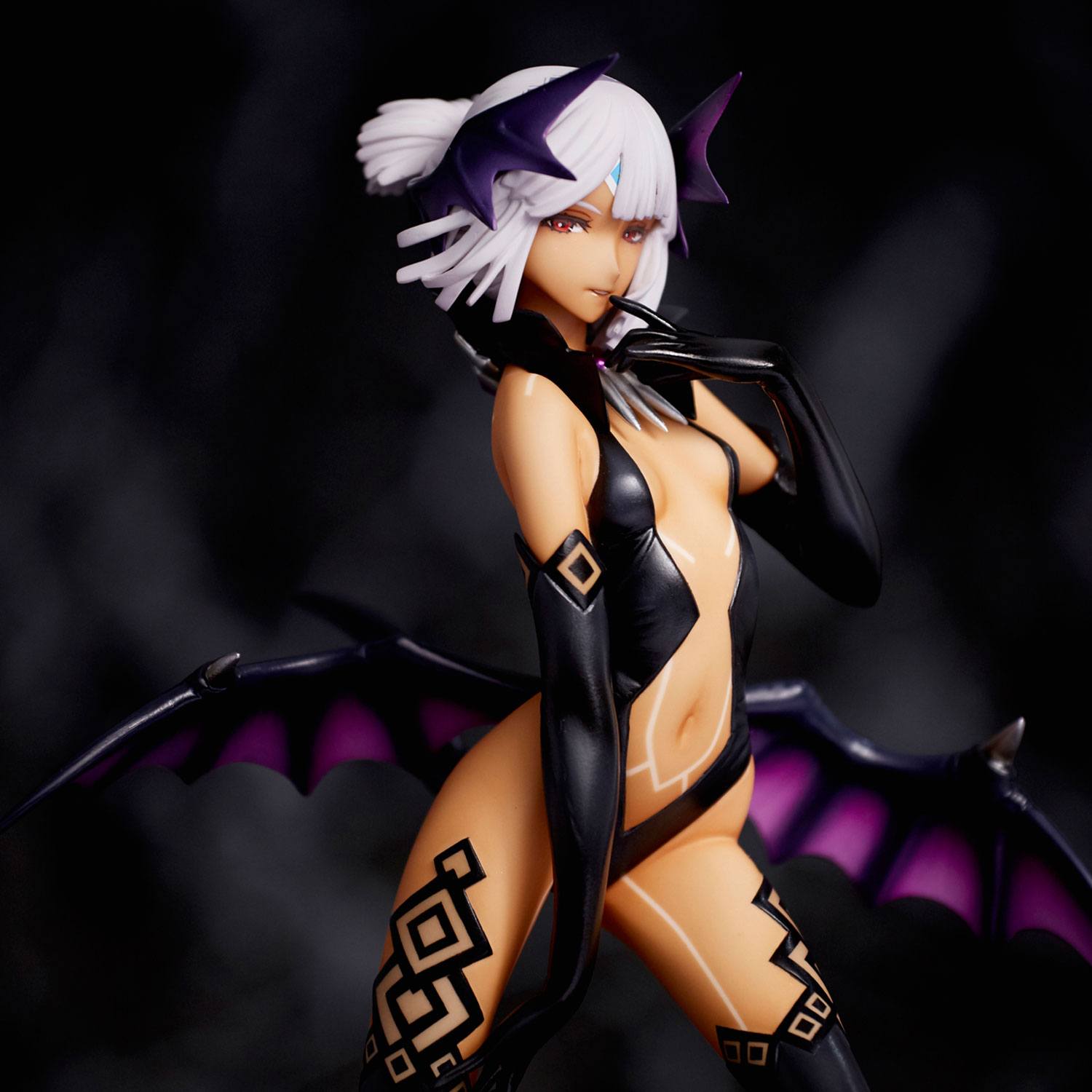 Descubre el apasionante mundo de Estatua Fate Attila Sweet Devil.