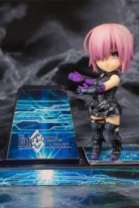 Descubre el apasionante mundo de Estatua Shielder Mash Kyrielight.