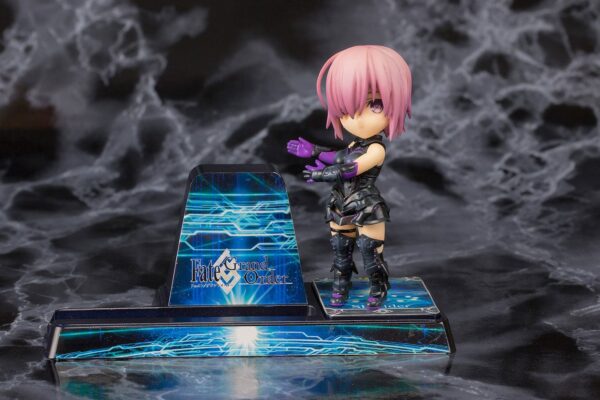 Descubre el apasionante mundo de Estatua Shielder Mash Kyrielight.