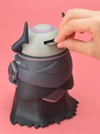 Descubre el apasionante mundo de Figura Soft Vinyl Assassin King Hassan.