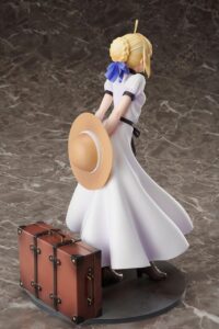Descubre el apasionante mundo de Estatua Saber England Journey Dress.
