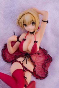 Descubre el apasionante mundo de Estatua Saber Nero Claudius 16cm.