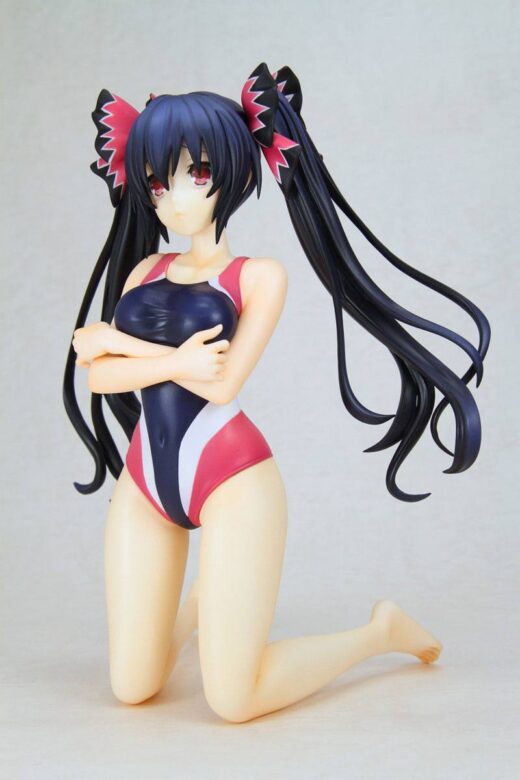 Descubre el apasionante mundo de Hyperdimension Neptunia Figura Neptunia Noire Swimsuit Version.