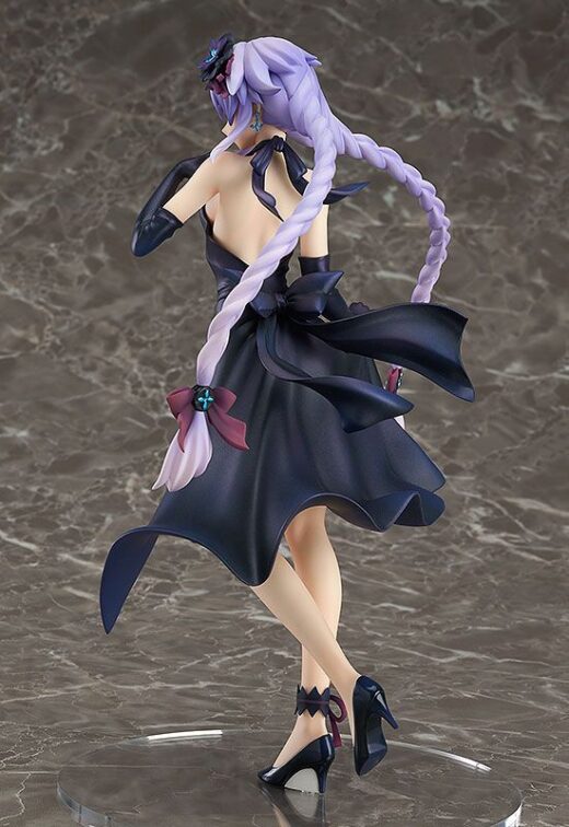 Descubre el apasionante mundo de Hyperdimension Neptunia Figura Purple Heart Dress Version.