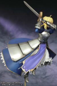 Descubre el apasionante mundo de Estatua Fate stay night Saber 22cm.