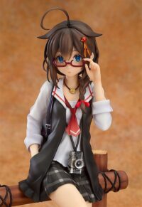 Descubre el apasionante mundo de Figura Kantai Collection Shigure Casual version 21 cm.