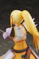 Descubre el apasionante mundo de Figura KonoSuba! 2 Darkness 20 cm.