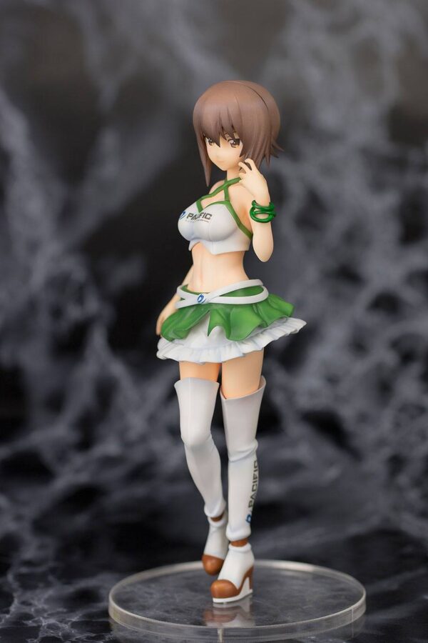 Descubre el apasionante mundo de Figura Girls und Panzer Maho Nishizumi.