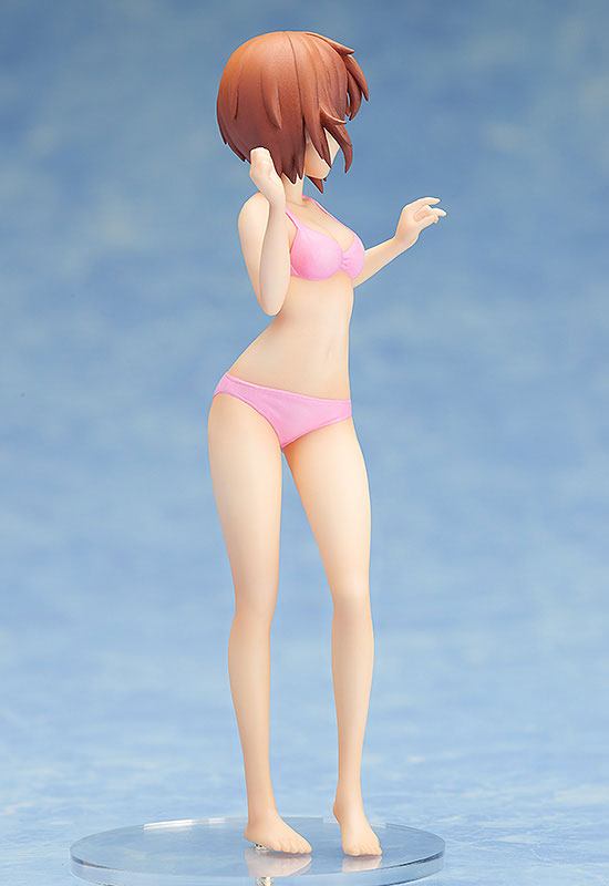Descubre el apasionante mundo de Figura Girls und Panzer der Film Miho Nishizumi Swimsuit Version 14 cm.
