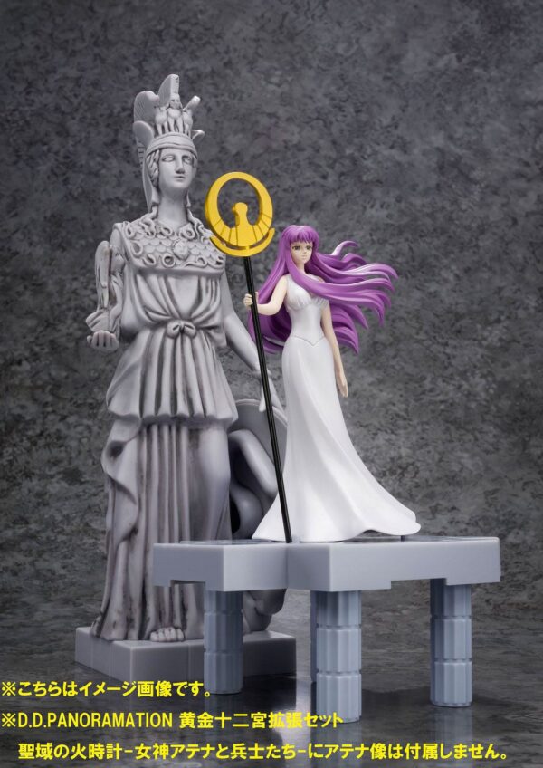 Descubre el apasionante mundo de Saint Seiya Figura D-D-P Diosa Atena mas Soldados y Reloj de Fuego del Santuario.