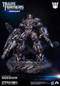 Descubre el apasionante mundo de Transformers El lado oscuro de la luna Figura Shockwave 93 cm.