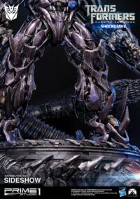 Descubre el apasionante mundo de Transformers El lado oscuro de la luna Figura Shockwave 93 cm.
