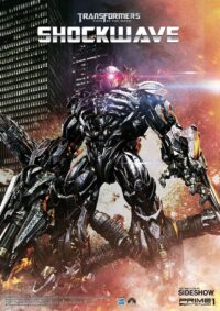 Descubre el apasionante mundo de Transformers El lado oscuro de la luna Figura Shockwave 93 cm.