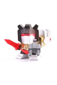 Descubre el apasionante mundo de Transformers Vinyl Figura Grimlock 14 cm.