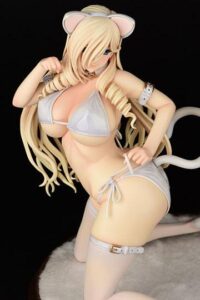 Descubre el apasionante mundo de Estatua Celia Cumani Aintree White Cat Ver.