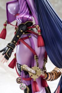 Descubre el apasionante mundo de Estatua FGO Berserker Minamoto Raikou.
