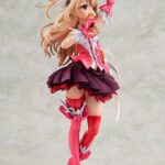 Descubre el apasionante mundo de Figura Illyasviel von Einzbern 21cm.