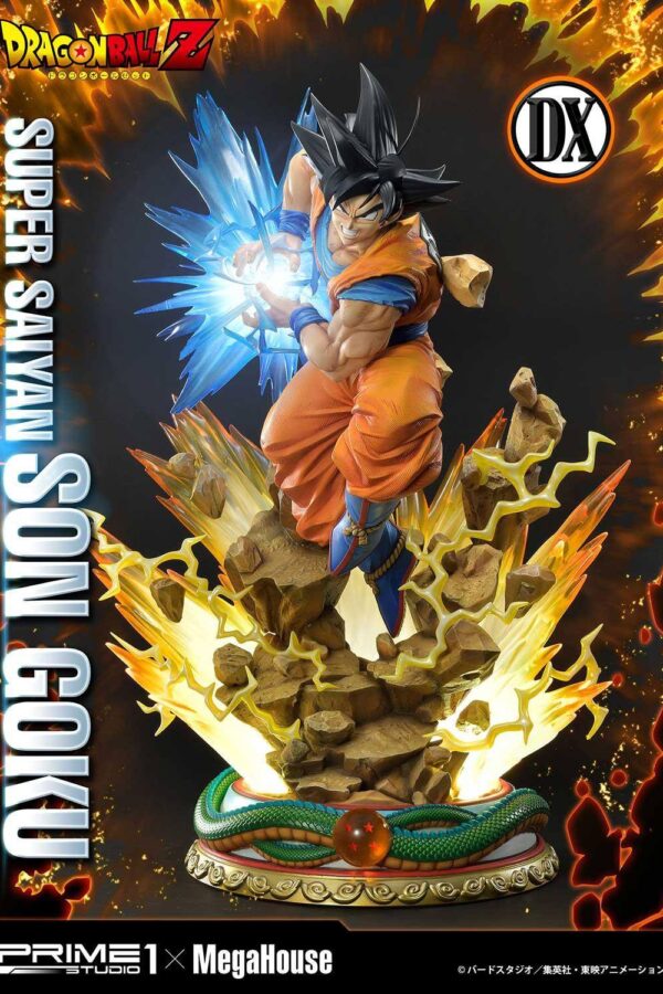 Descubre el apasionante mundo de Estatua Son Goku Deluxe Version.