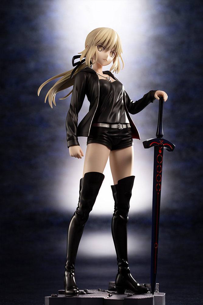 Estatua Fate Grand Order Saber Altria Alter Casual