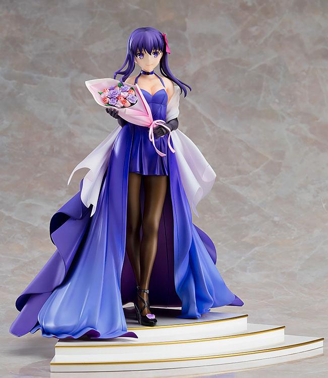 Descubre el apasionante mundo de Estatua Sakura Matou 15th Celebration Dress.