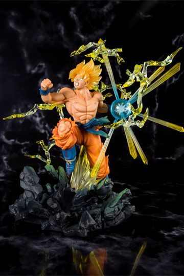 Estatua FiguartsZERO Super Saiyan Son Goku