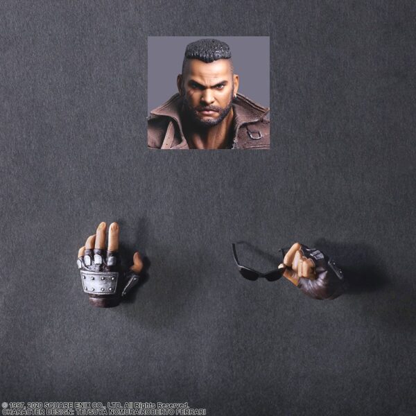 Descubre el apasionante mundo de Figura Barret Wallace Final Fantasy VII Remake.