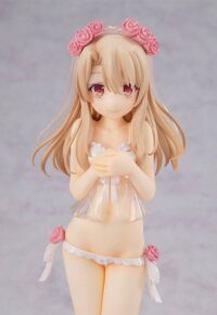Descubre el apasionante mundo de Estatua Illyasviel von Einzbern Wedding Bikini.