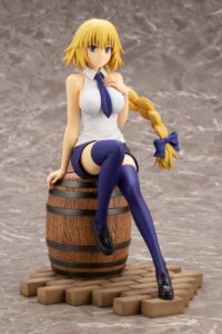 Descubre el apasionante mundo de Figura Fate Apocrypha Jeanne dArc Ruler 22cm.