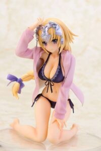 Descubre el apasionante mundo de Estatua Jeanne dArc Swimsuit Version.