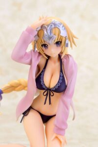 Descubre el apasionante mundo de Estatua Jeanne dArc Swimsuit Version.