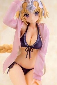 Descubre el apasionante mundo de Estatua Jeanne dArc Swimsuit Version.