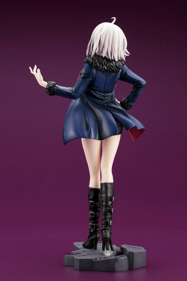 Descubre el apasionante mundo de Estatua FGO Jeanne dArc Alter Casual.