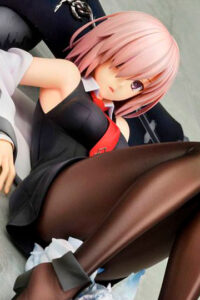 Descubre el apasionante mundo de Estatua Mash Kyrielight 22cm.