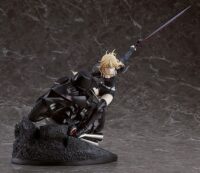 Descubre el apasionante mundo de Figura Fate Grand Order Saber Altria Pendragon Alter 27cm.