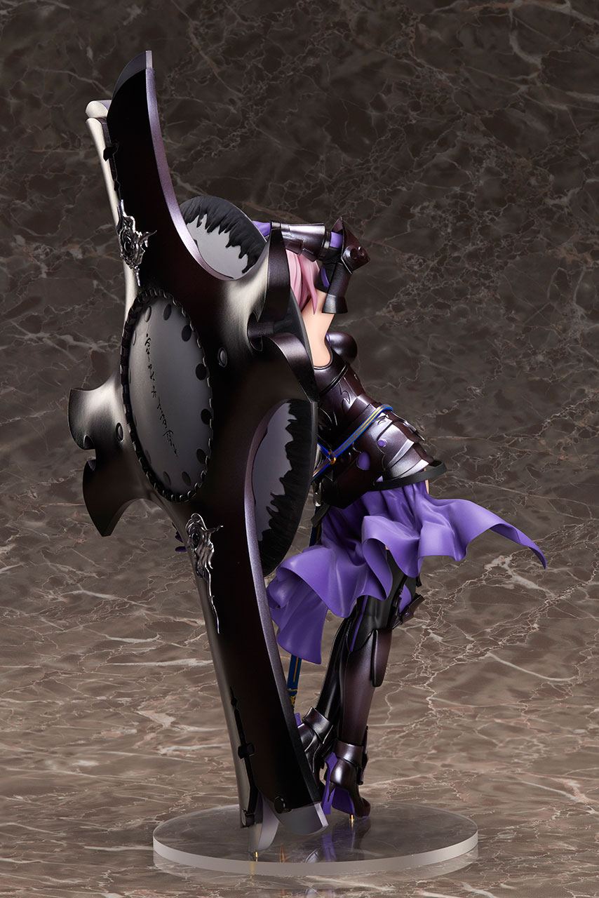 Descubre el apasionante mundo de Estatua FGO Shielder Mash 31cm.